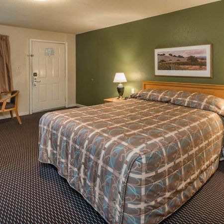 Rose Garden Inn - San Jose Airport ภายนอก รูปภาพ